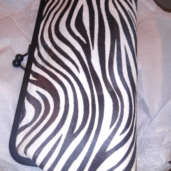 Handbag - Picture 5 of 5